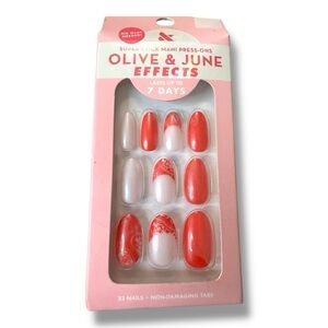 Olive & June Red and White Paisley Press-On Nails